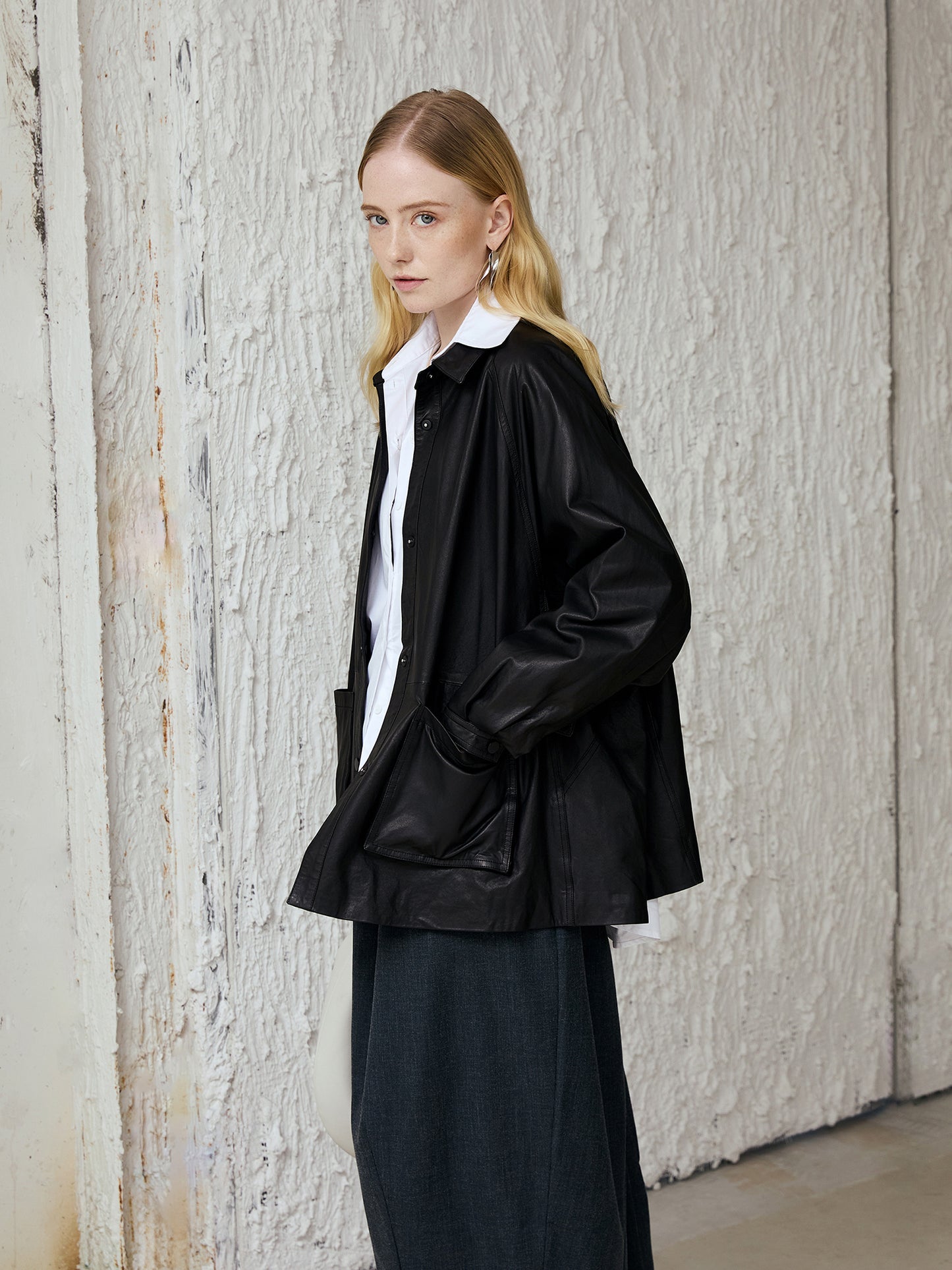 Women’s Oversized Lambskin Leather Jacket — Plant-Tanned, Snap Front, Patch Pockets (Ink Black) V022