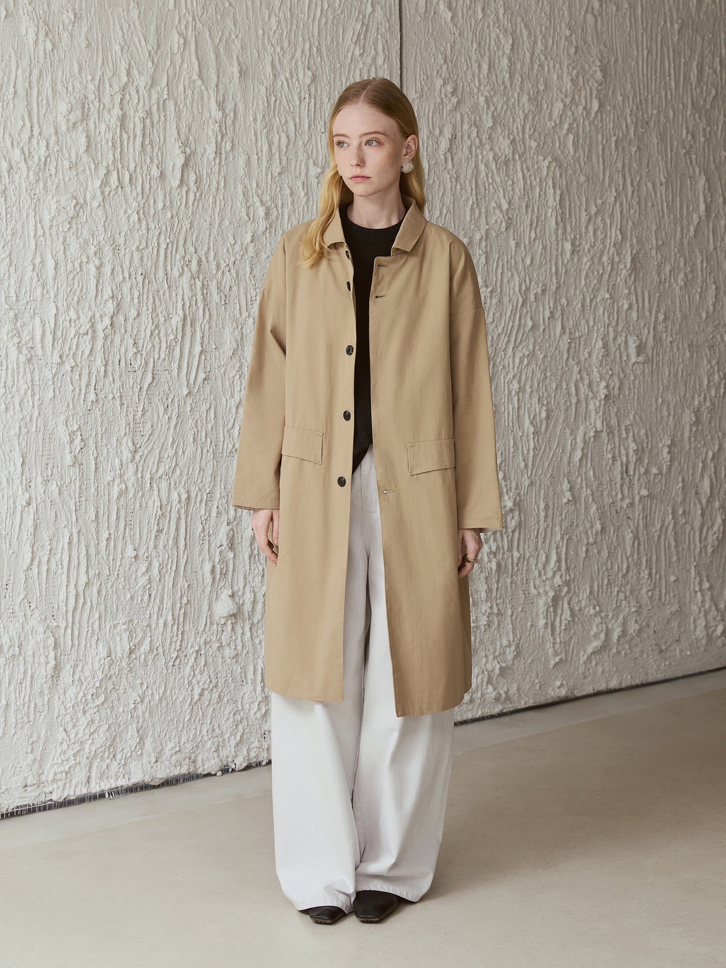 Single-Breasted, Relaxed Cocoon Fit, Mid-Length with Herringbone Lining (Dusk Beige) V030