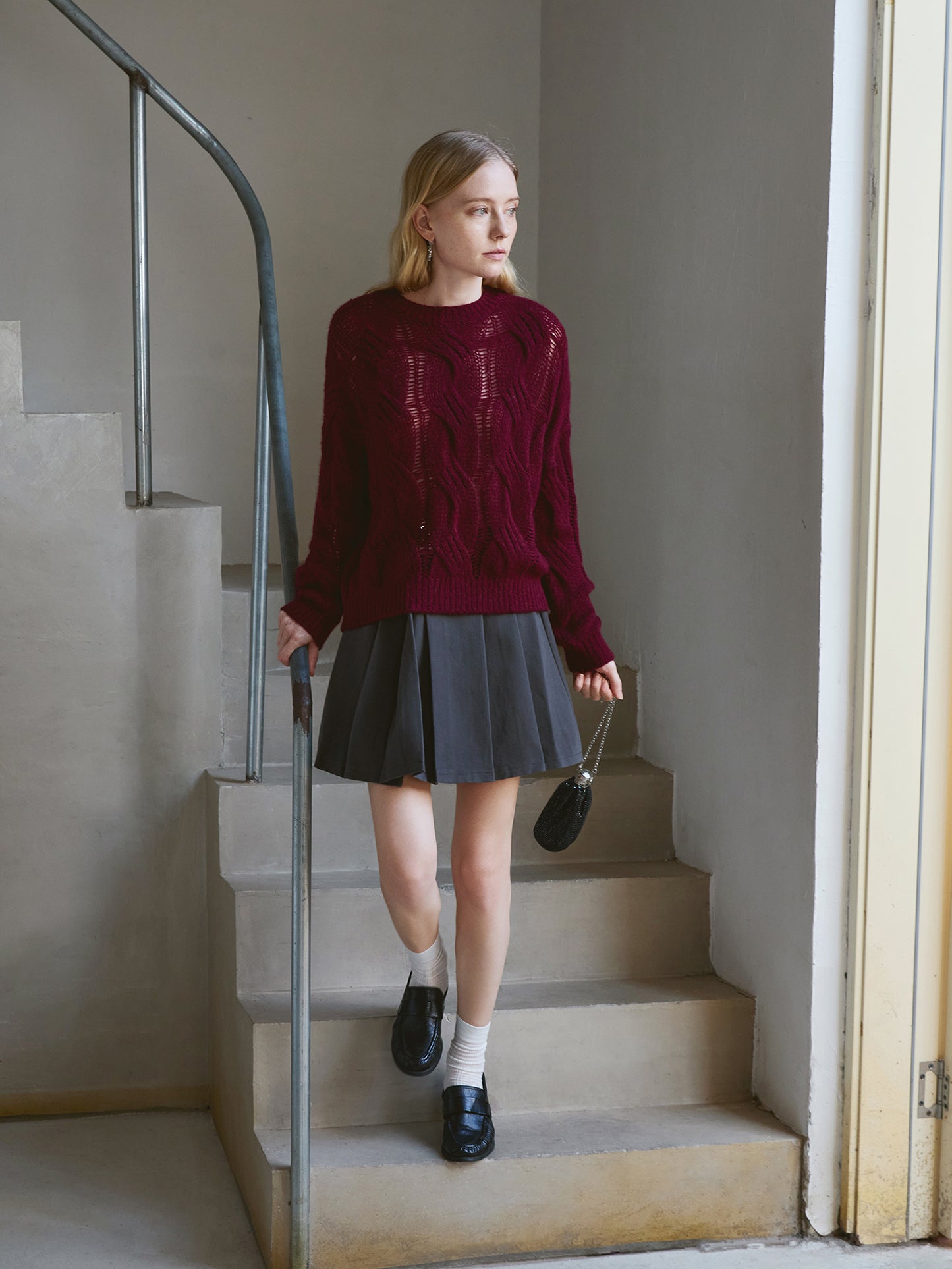 Cashmere–Silk Chunky Cable Jumper – Slouchy Vintage Texture, Wine Red V018