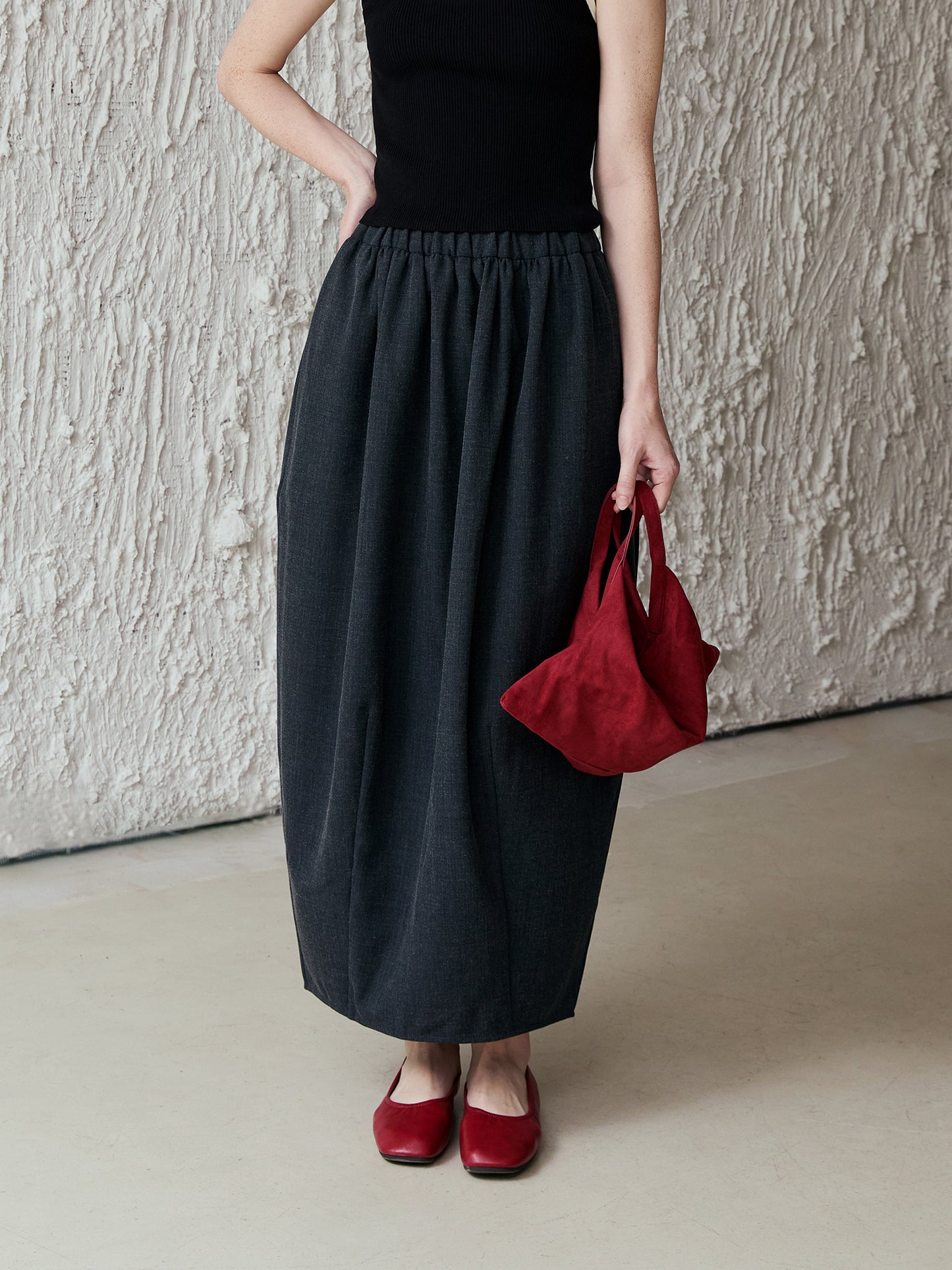Wool-Blend Balloon Midi Skirt – Elastic Waist, Cocoon Silhouette | Deep Charcoal V014