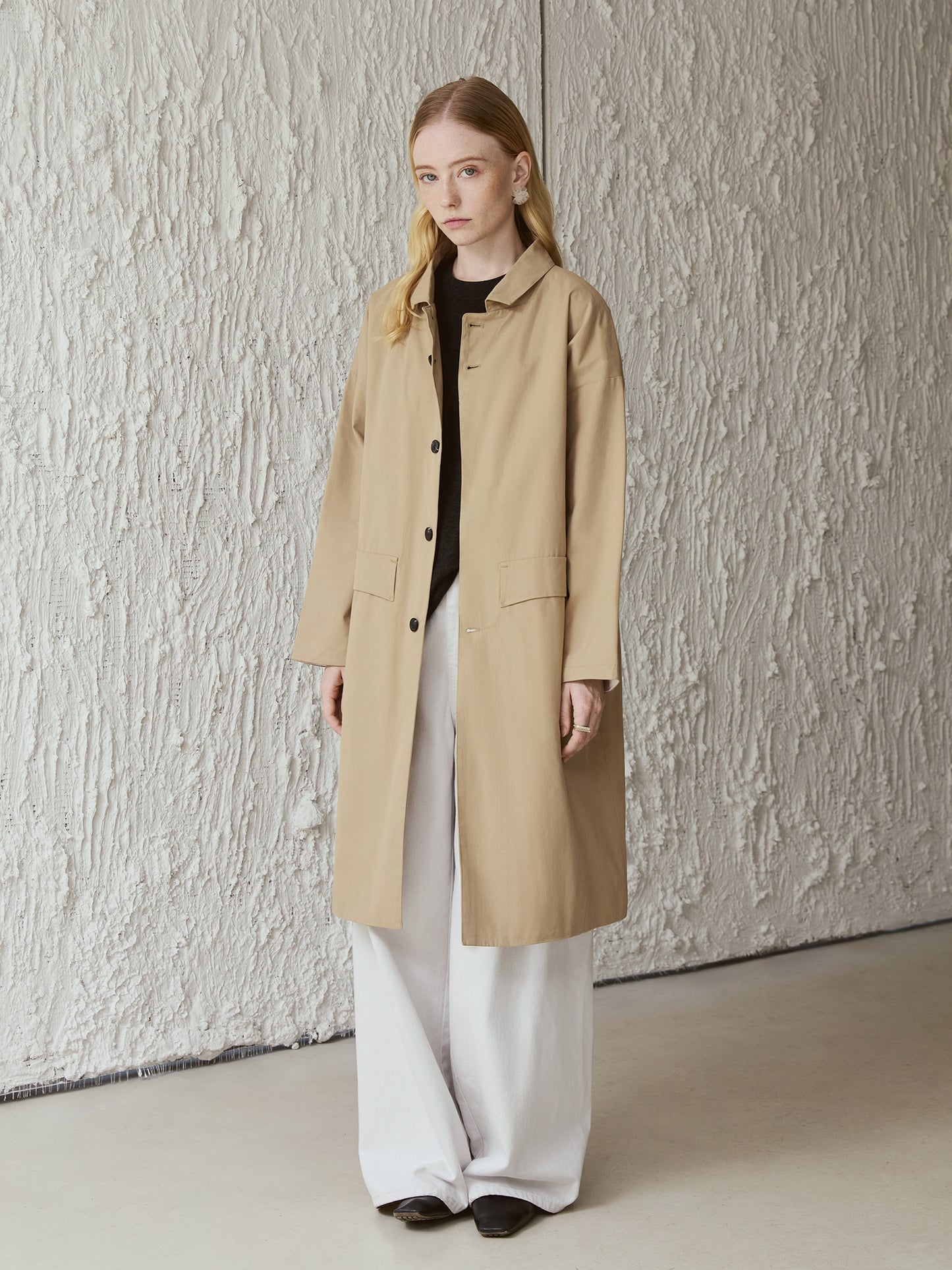Single-Breasted, Relaxed Cocoon Fit, Mid-Length with Herringbone Lining (Dusk Beige) V030