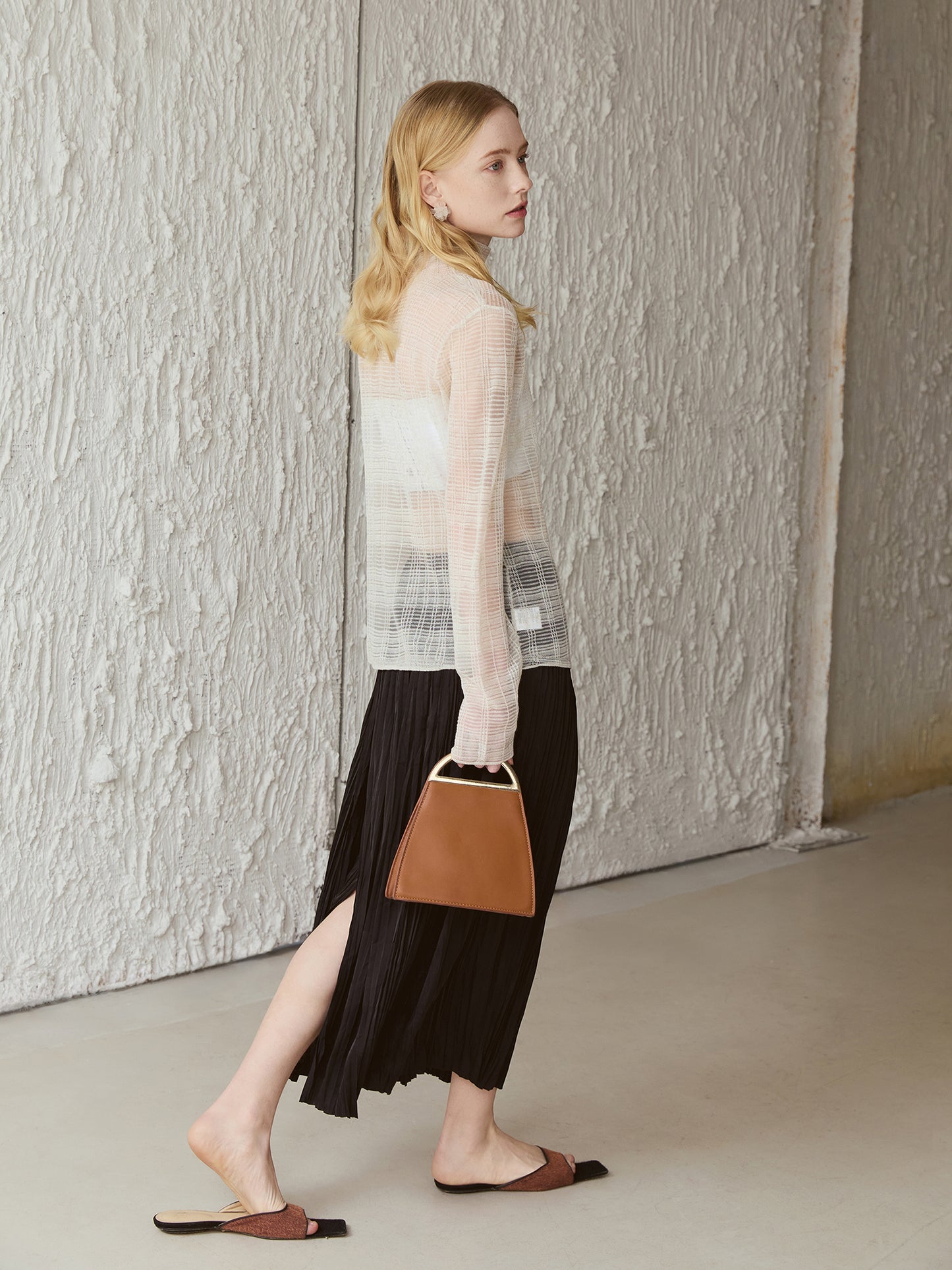 Lightweight See-Through High-Neck Tee – Breathable Viscose Blend, Everyday Layering V015