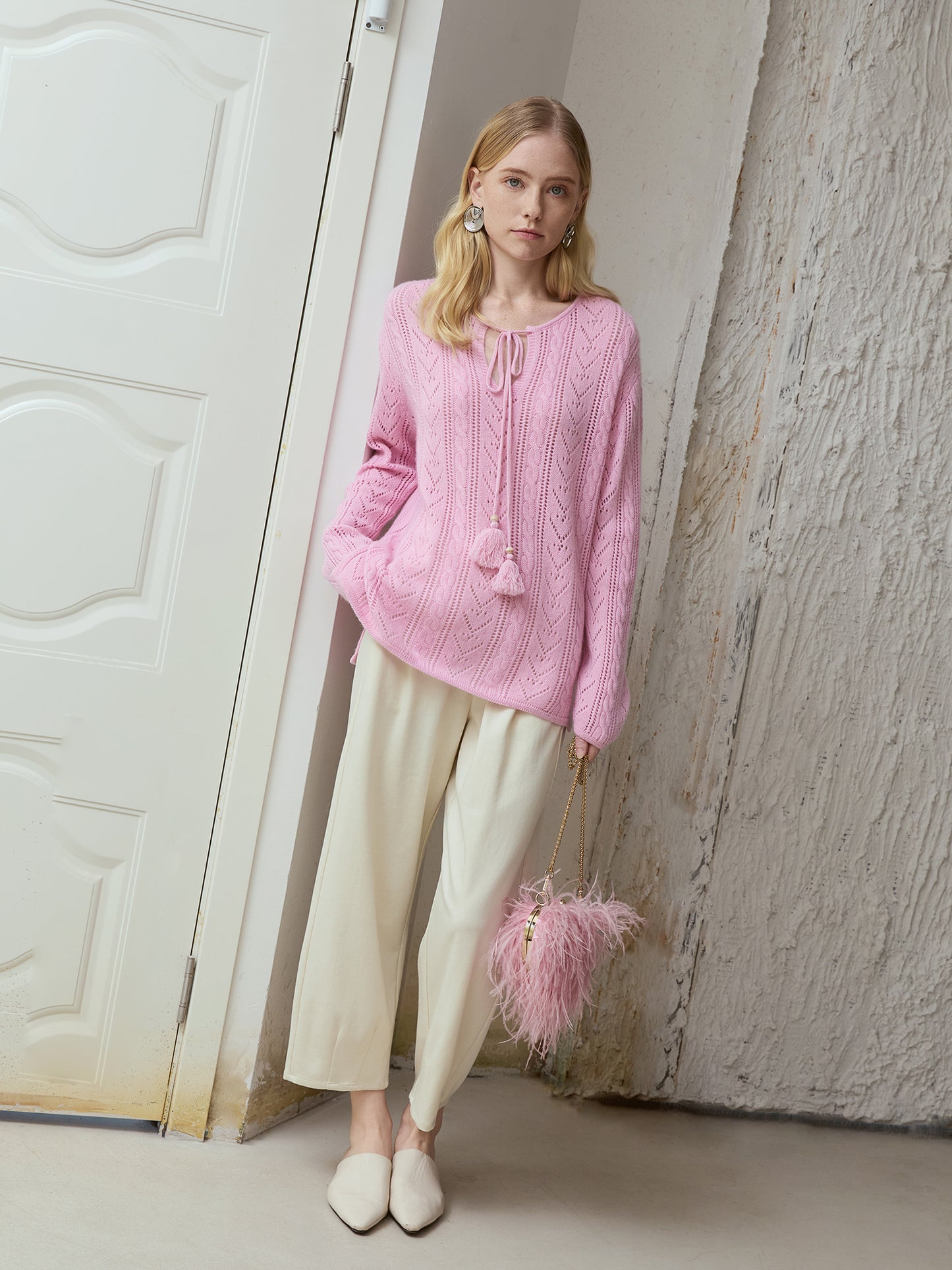 100% Lambswool Pointelle Cable-Knit Sweater – Soft Blush Pink, Relaxed Crewneck Jumper V019