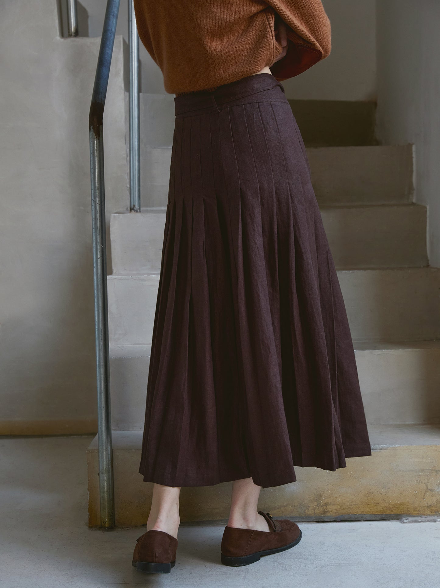 100% Linen Pleated Midi Skirt – High-Waist, Tie-Belt, Button-Front, Caramel Coffee V027